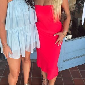 AMANDA UPRICHARD “Shiran” Strapless Midi Dress